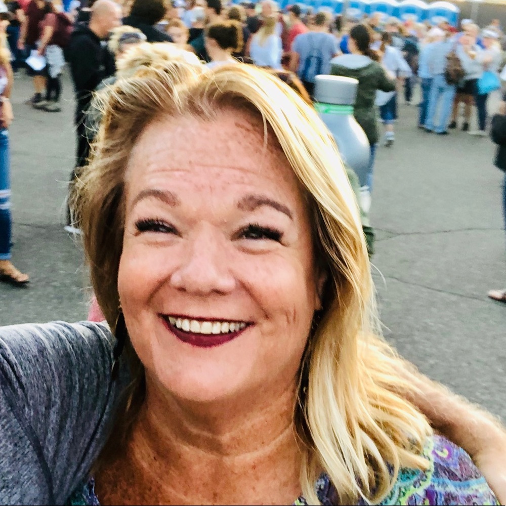 Meet your Posher, Catherine